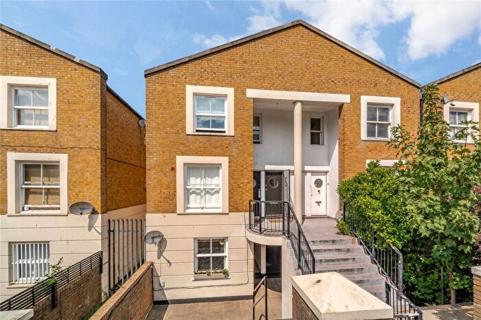1 Bedroom Flat For Sale In Shrubland Road, London, E8