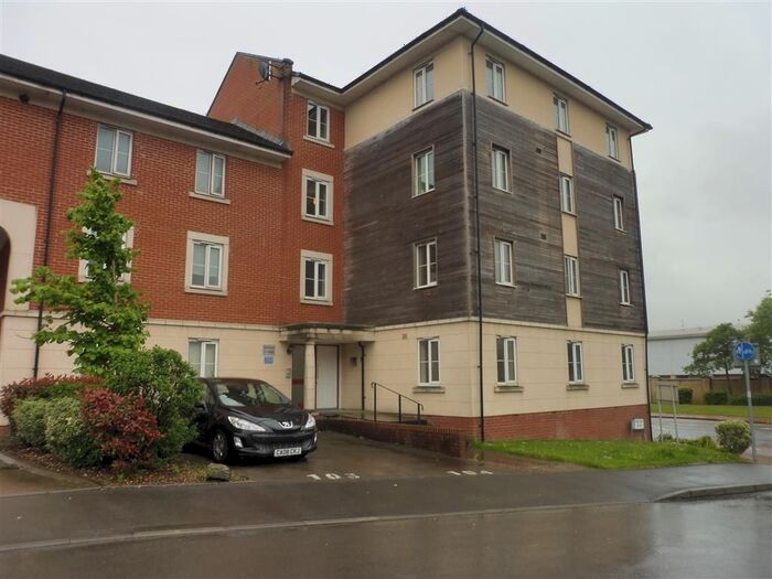 2 Bedroom Flat To Rent In Ffordd James Mcghan, Cardiff, CF11