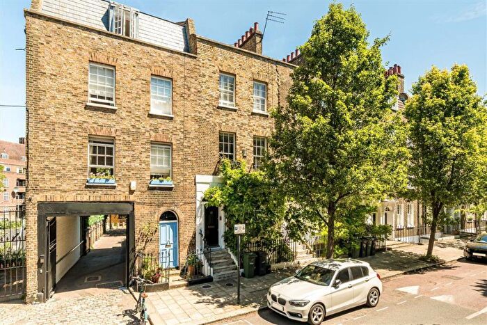 3 Bedroom House For Sale In Walnut Tree Walk, Kennington, SE11