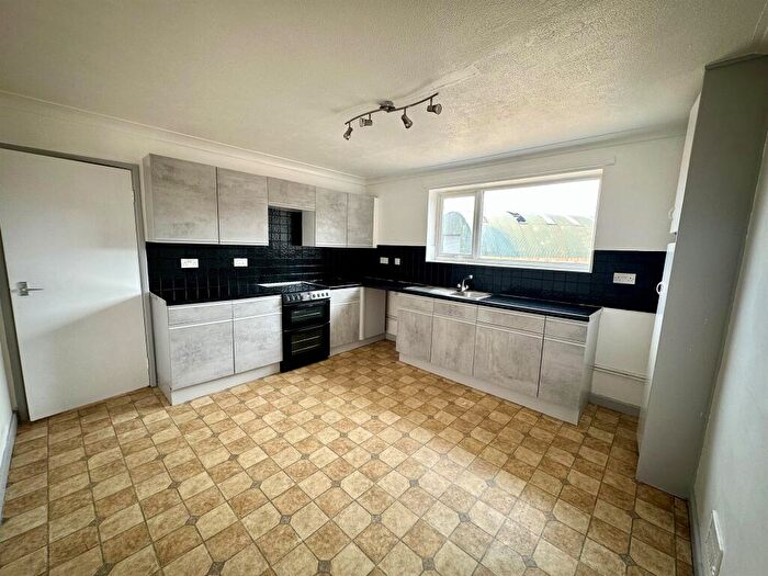 3 Bedroom Detached Bungalow For Sale In Upwell Road, March, PE15