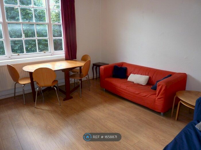 5 Bedroom Flat To Rent In Upper Park Road, London, NW3