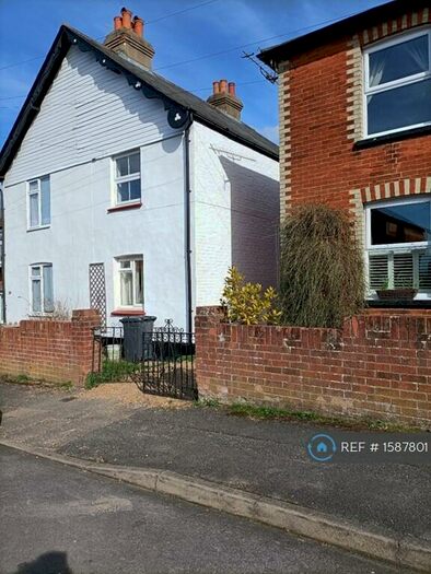 1 Bedroom Maisonette To Rent In High Path Road, Guildford, GU1