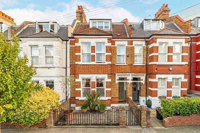 4 Bedroom Property For Sale In Moring Road, Tooting, SW17