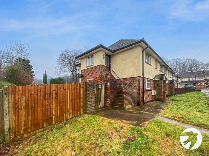 3 Bedroom Terraced House To Rent In Kellaway Road, Chatham, Kent, ME5