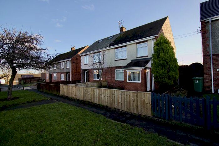 3 Bedroom Semi-Detached House To Rent In Urban Gardens, Washington, NE37