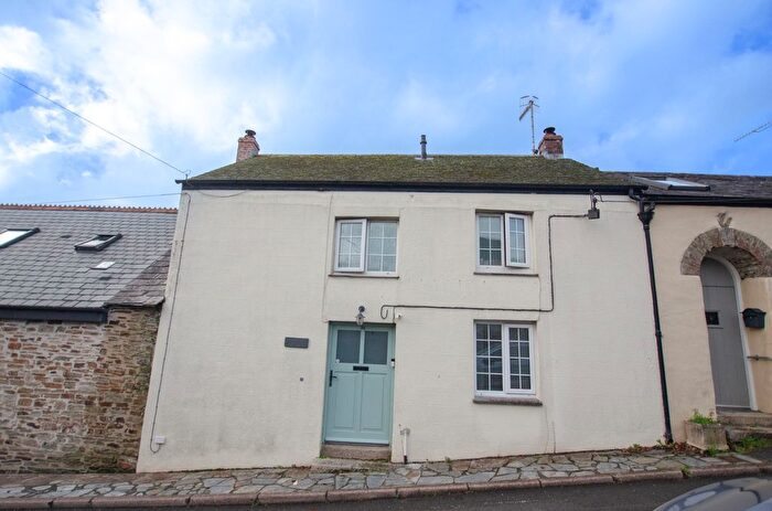 3 Bedroom Terraced House To Rent In Rhind Street, Bodmin, PL31