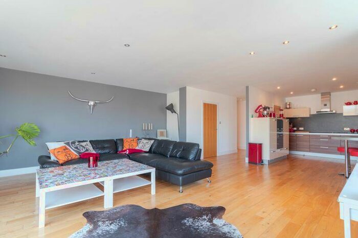 2 Bedroom Duplex To Rent In James Morrison Street, Glasgow, G1