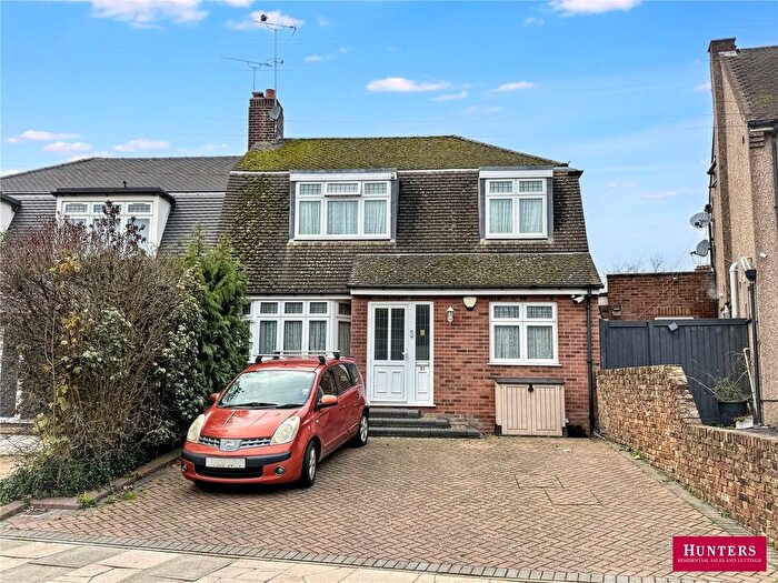 4 Bedroom Semi Detached House For Sale In Baring Road, Cockfosters, Barnet, EN4