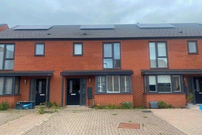 3 Bedroom Property To Rent In Spey Drive, Derby, DE22