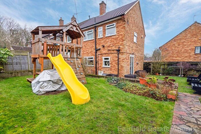 3 Bedroom End Of Terrace House For Sale In Dumfries Close, South Oxhey, WD19