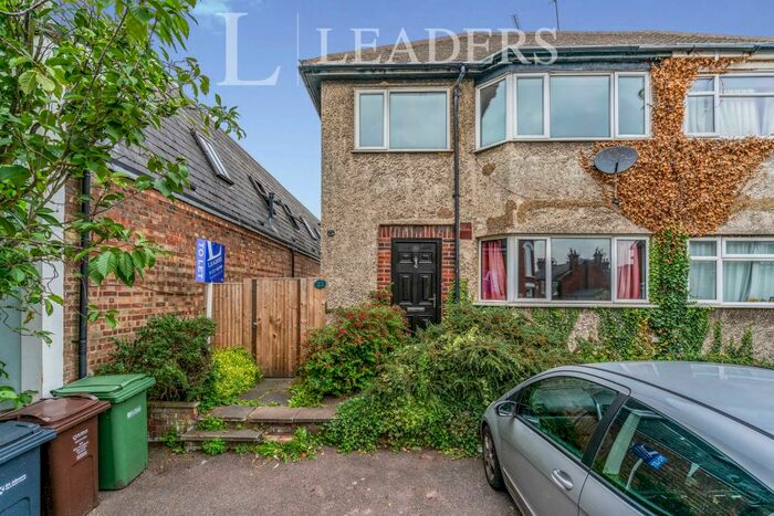 2 Bedroom Apartment To Rent In Watson Walk, AL1