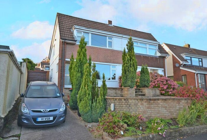 3 Bedroom Semi-Detached House To Rent In Highfield Road, Caerleon, Newport, NP18