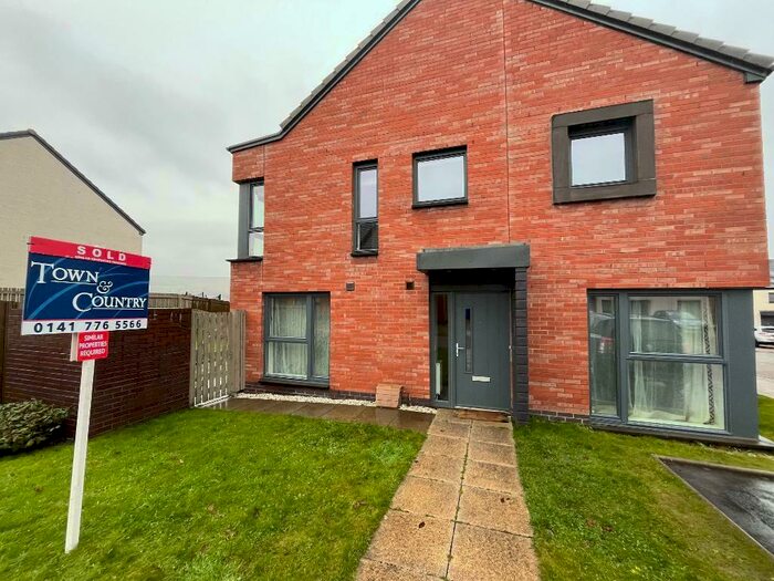 3 Bedroom Semi-Detached House For Sale In Turnyhill Road, Twechar, G65