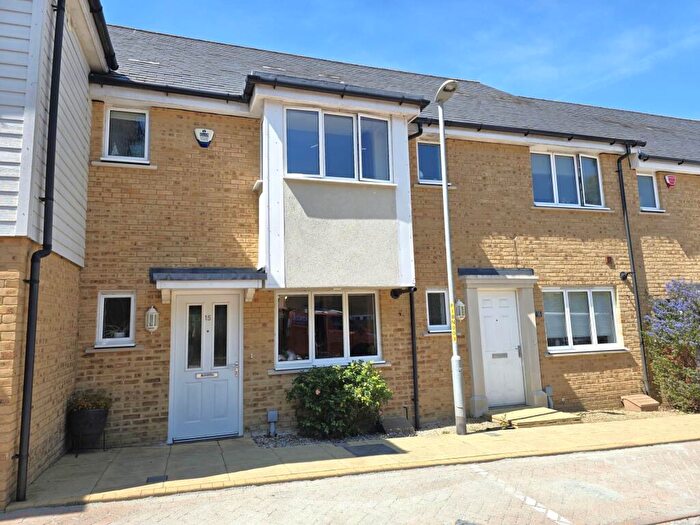 3 Bedroom Terraced House For Sale In Invicta Close, Canterbury, CT1