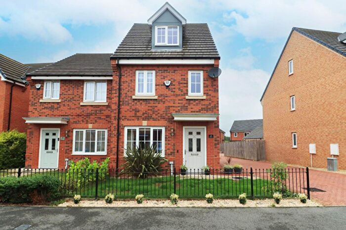 3 Bedroom Semi-Detached House For Sale In Ambridge Way, Seaton Delaval, Whitley Bay, NE25