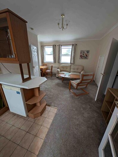 1 Bedroom Flat To Rent In Manor House Lane, Datchet, Slough, SL3