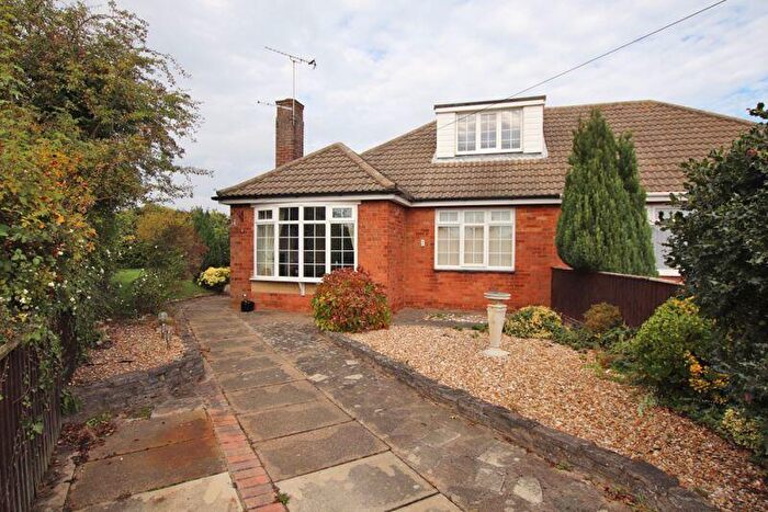 4 Bedroom Semi-Detached Bungalow For Sale In Ann Grove, Cleethorpes, DN35