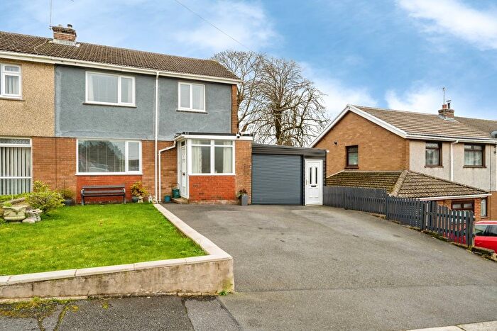 3 Bedroom Semi Detached House For Sale In Ael Y Bryn Close, Llanelli, Carmarthenshire, SA15