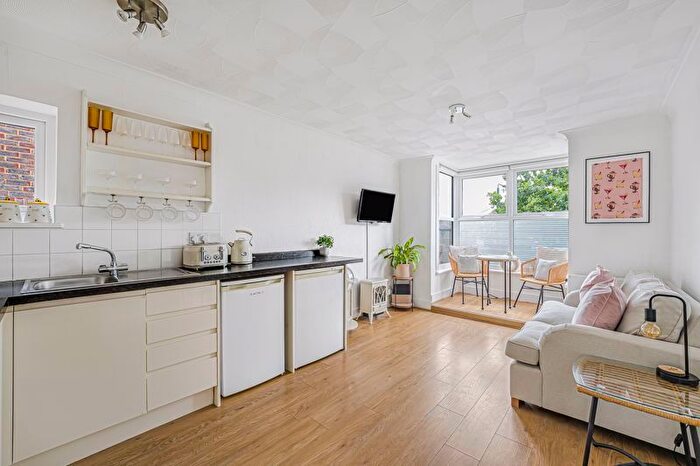 1 Bedroom Flat For Sale In Parkhill Road, Bexley, DA5