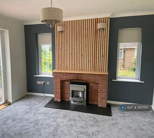 4 Bedroom Bungalow To Rent In Dordon Road, Dordon, Tamworth, B78