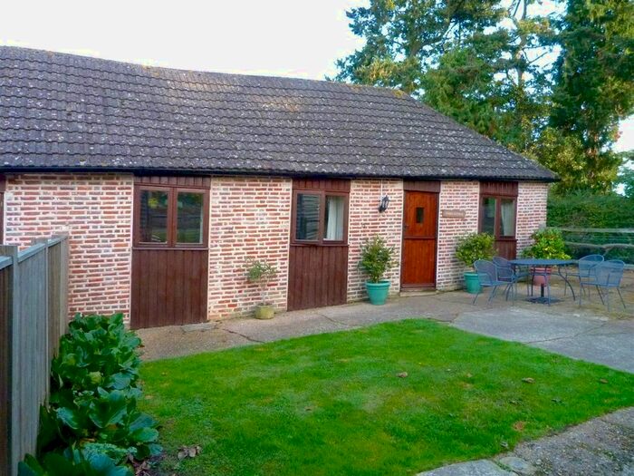 2 Bedroom Semi-Detached Bungalow To Rent In Chitcombe Road, Broad Oak, Rye TN31