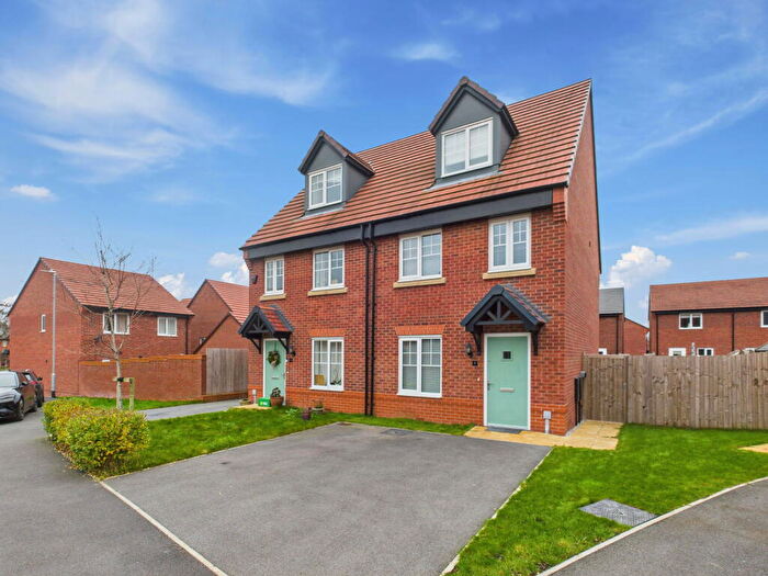 3 Bedroom Semi Detached House For Sale In George Booth Grove, Henhull, Nantwich, Cheshire, CW5