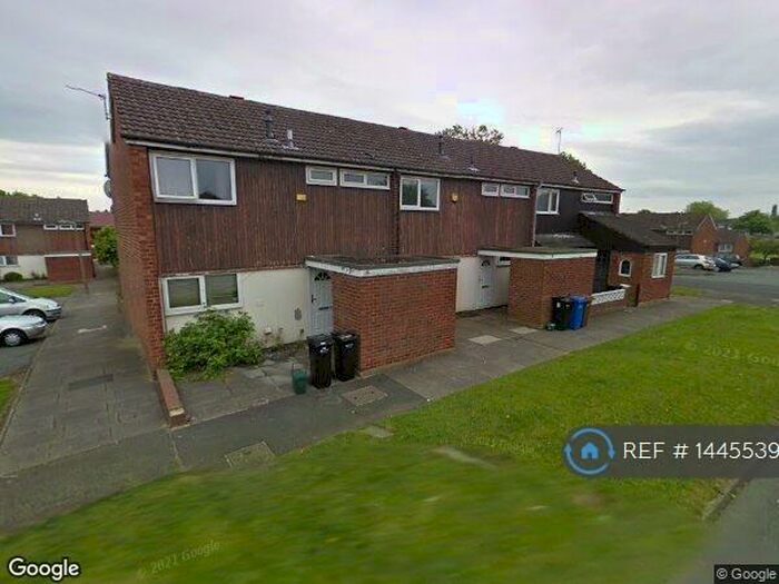 3 Bedroom End Of Terrace House To Rent In Offerton, Stockport, SK2