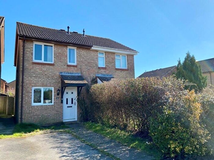 2 Bedroom Semi Detached House For Sale In Locks Heath, SO31