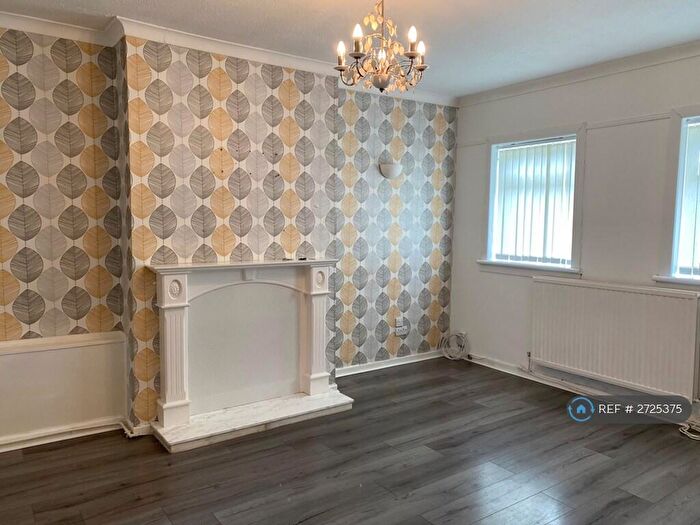 3 Bedroom Terraced House To Rent In Citadel Place, Motherwell, ML1
