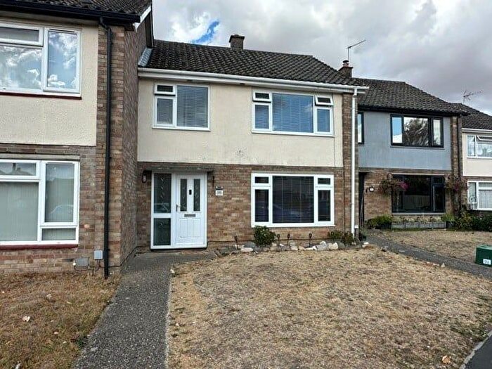 3 Bedroom Terraced House For Sale In Mount Road, Thatcham, RG18