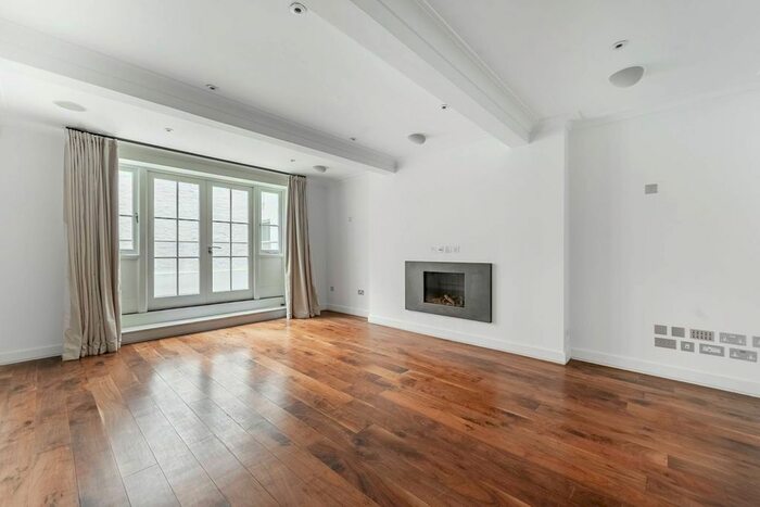 5 Bedroom Property To Rent In Palace Street, Westminster, London, SW1E