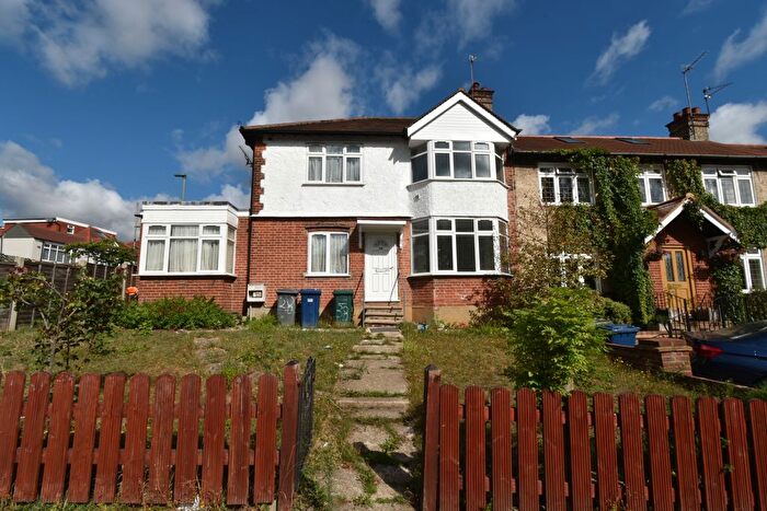 5 Bedroom Terraced House To Rent In Longmore Avenue, Barnet, EN5