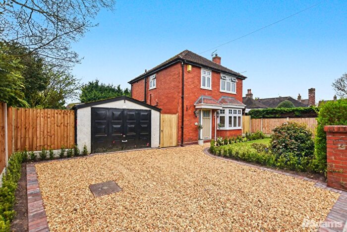 3 Bedroom Detached House For Sale In East Avenue, Great Sankey, Warrington, WA5