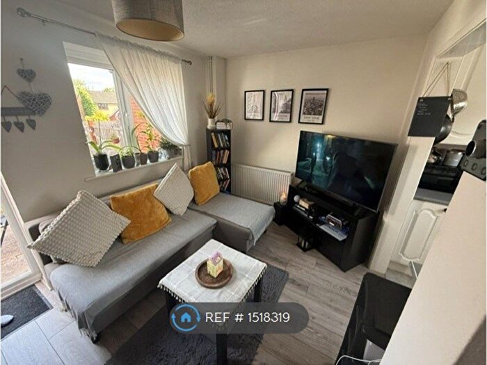 1 Bedroom Terraced House To Rent In Colmworth Close, Reading, RG6