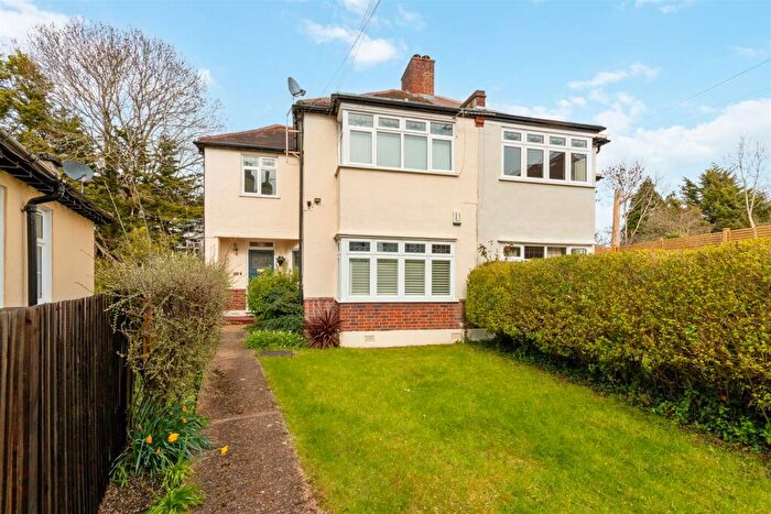 1 Bedroom Maisonette For Sale In Maycross Avenue, SM4