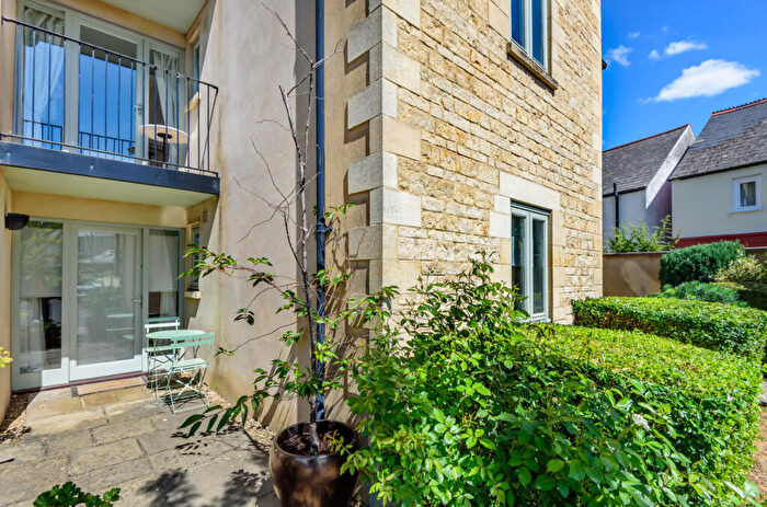 1 Bedroom Apartment To Rent In London Road, Cirencester, GL7