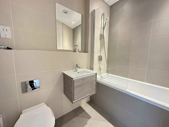 1 Bedroom Flat For Sale In Flat, Wigmores South, Welwyn Garden City, Hertfordshire, AL8