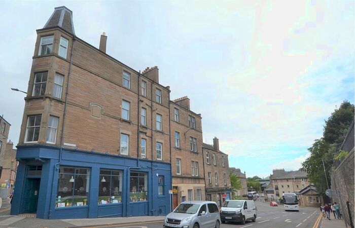 1 Bedroom Flat To Rent In Canonmills, Edinburgh, EH3