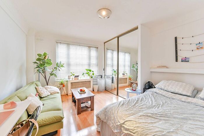 Studio To Rent In Park West, Hyde Park Estate, London, W2