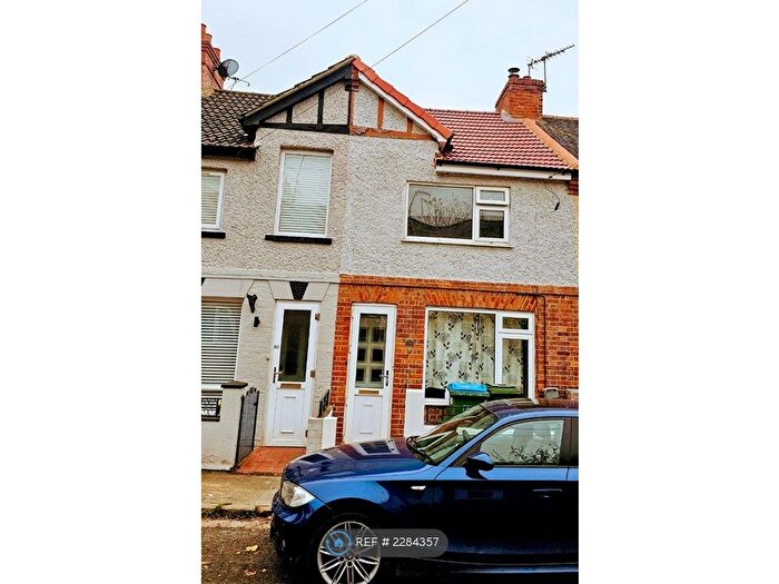 2 Bedroom Terraced House To Rent In Northern Road, Aylesbury, HP19