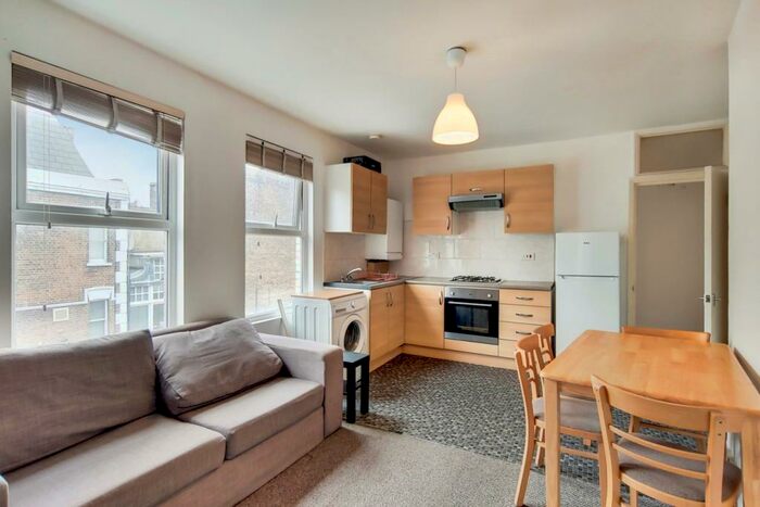 2 Bedroom Apartment To Rent In Stoke Newington, London, N16