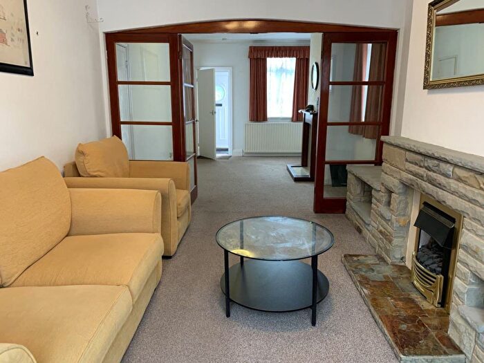 3 Bedroom Terraced House To Rent In Atha Street, Beeston, Leeds, LS11