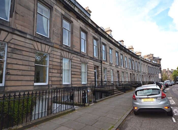 2 Bedroom Flat To Rent In Lansdowne Crescent, West End, Edinburgh, EH12