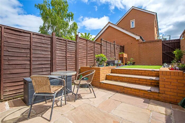 3 Bedroom End Of Terrace House For Sale In Inkerman Close, Bristol, BS7