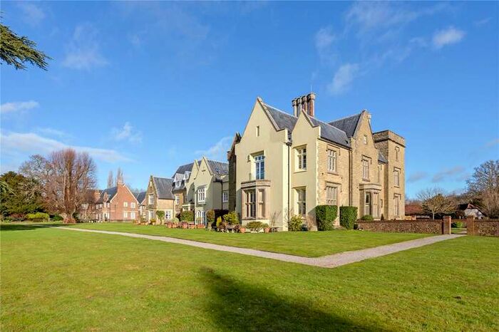 2 Bedroom Apartment For Sale In Ludshott Manor, Woolmer Lane, Bramshott, Liphook, GU30