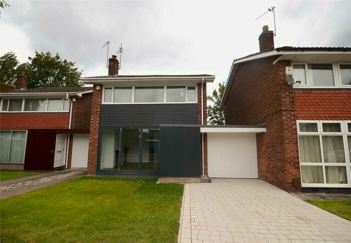 3 Bedroom Detached House To Rent In Peveril Crescent, Chorlton-Cum-Hardy, Manchester, M21