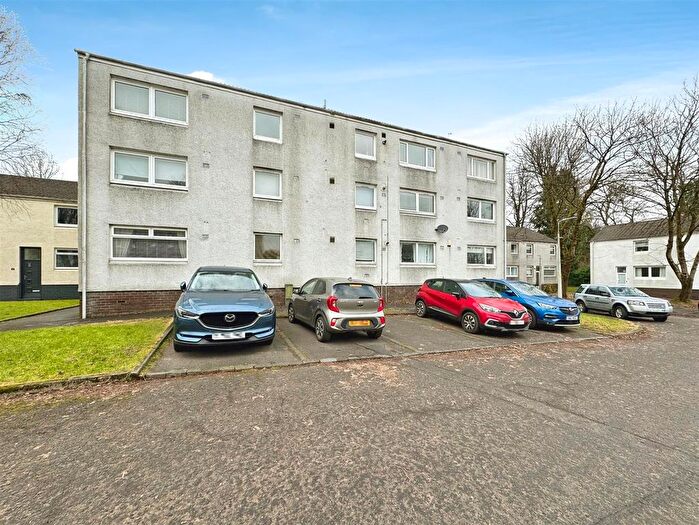 2 Bedroom Flat To Rent In Regent Place, Clydebank, G81