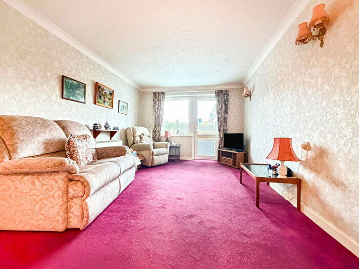 1 Bedroom Apartment For Sale In , Haldenby Court, West End, Swanland, East Riding Of Yorkshire, HU14