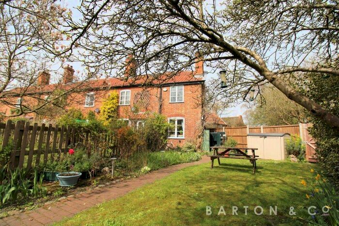 2 Bedroom End Of Terrace House For Sale In Harts Lane, Norwich, NR9