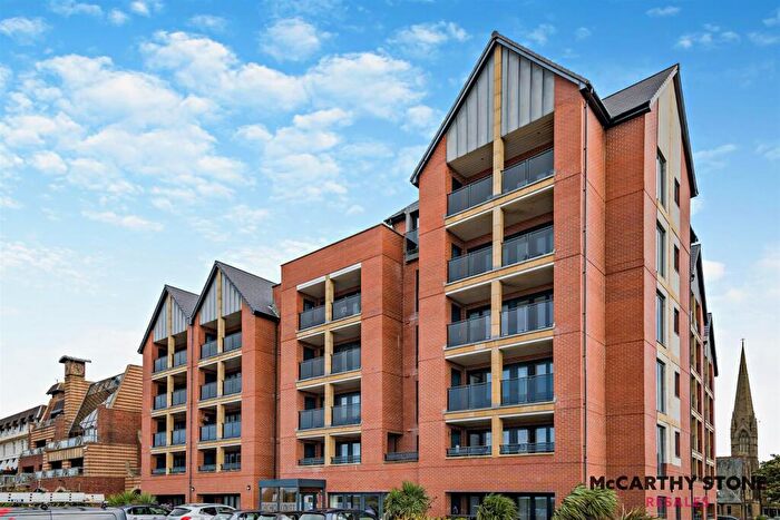 1 Bedroom Apartment For Sale In Orchid Court, - South Promenade, Lytham St. Annes, FY8